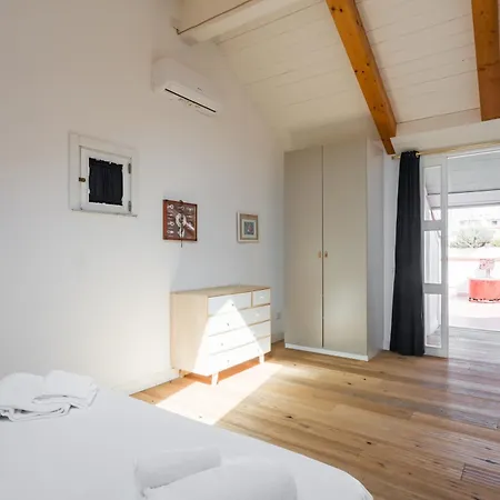 Garibaldi Loft 01 * Napels