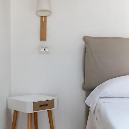 Apartman Garibaldi Loft 01 Nápoly